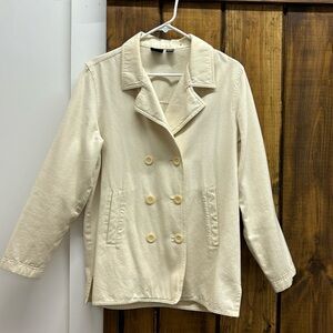 Retro Gap Cream colored Peacoat. Great for Fall and Spring.